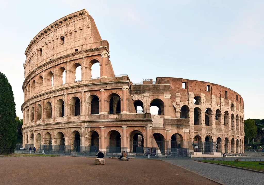 दुनिया के सात अजूबे, कोलोजियम (Colosseum)